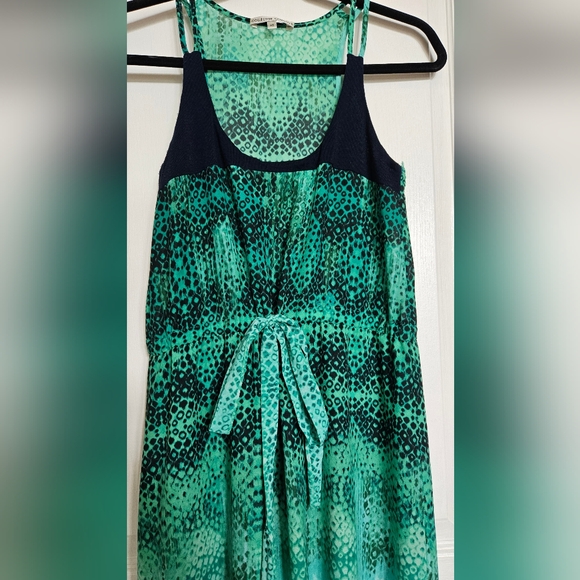 Patterned teal and navy maxi dress w tie waist detail - Picture 3 of 7